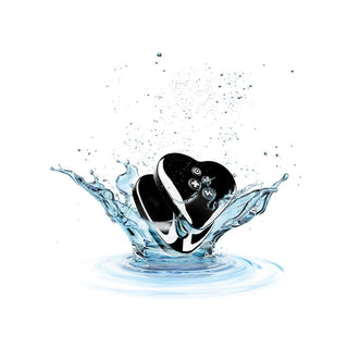 https://cdn.shopify.com/s/files/1/0858/5759/9815/files/46549_HeartsDesire-Black_wasserdicht.jpg?v=1769078259