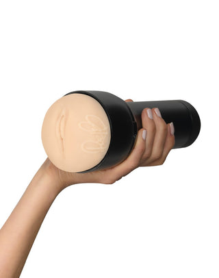 Kiiroo FeelStar Rae Lil Black Masturbator