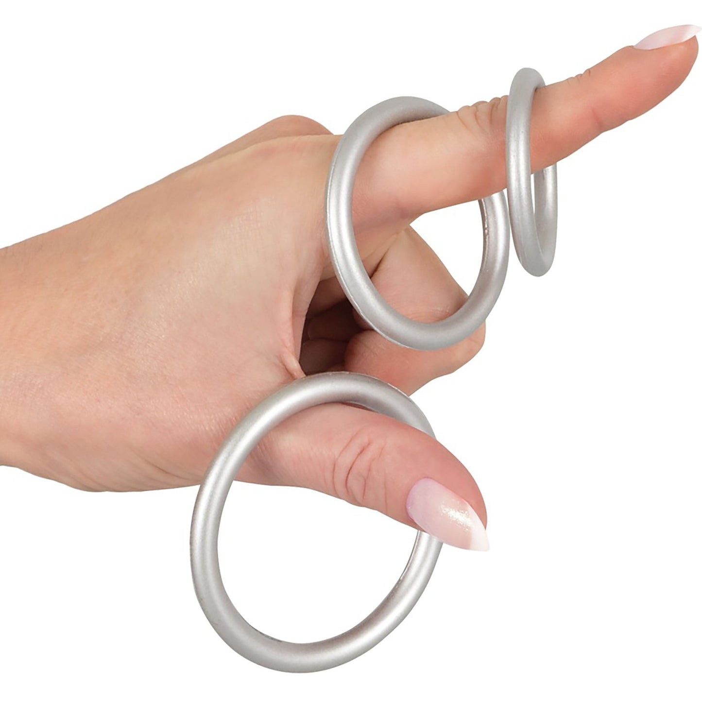 Metallic Silicone Cock Ring Set, Penisringe mit zwei Händen gehalten